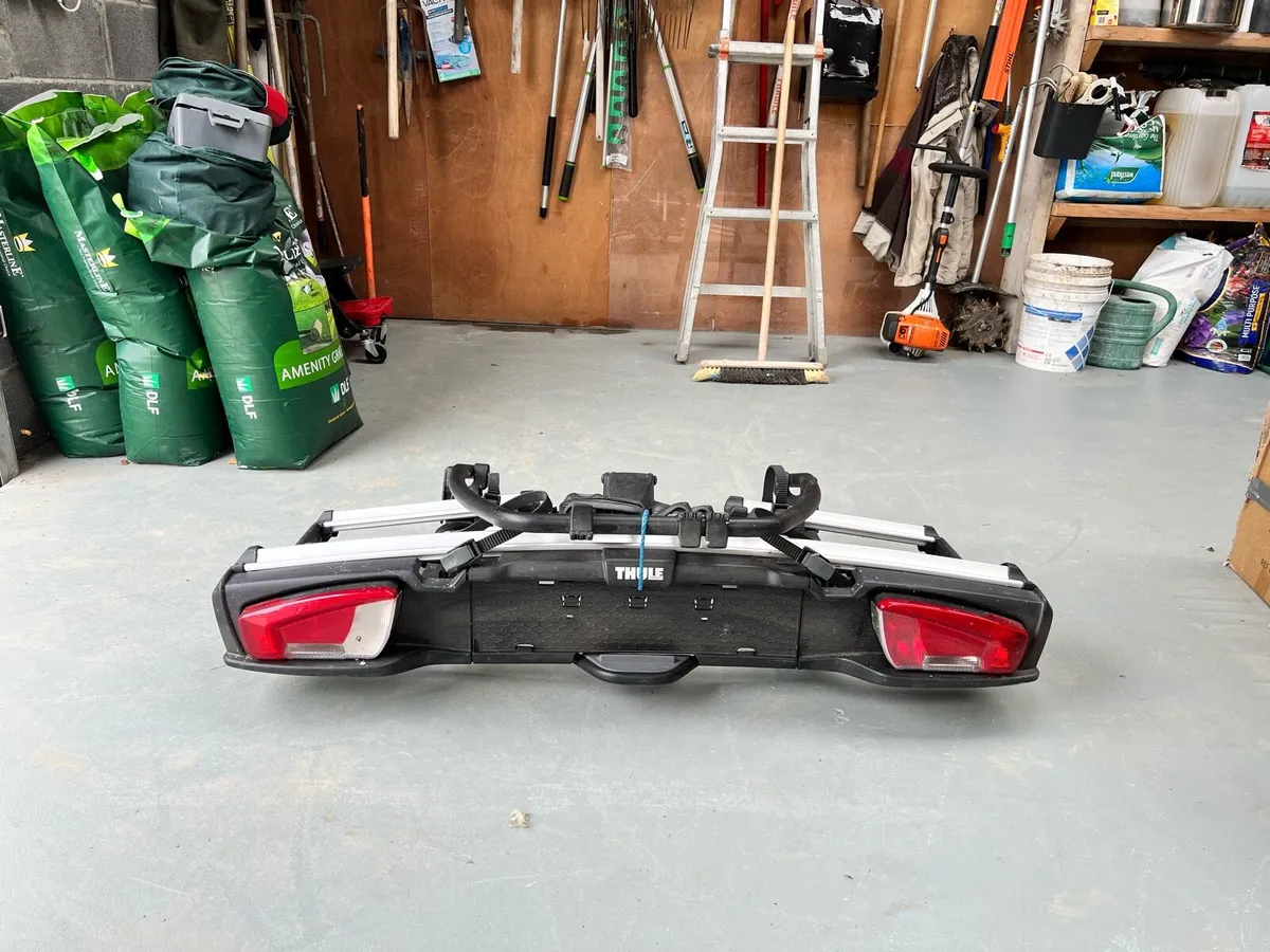 Bike carriers for tow bar - Image 1