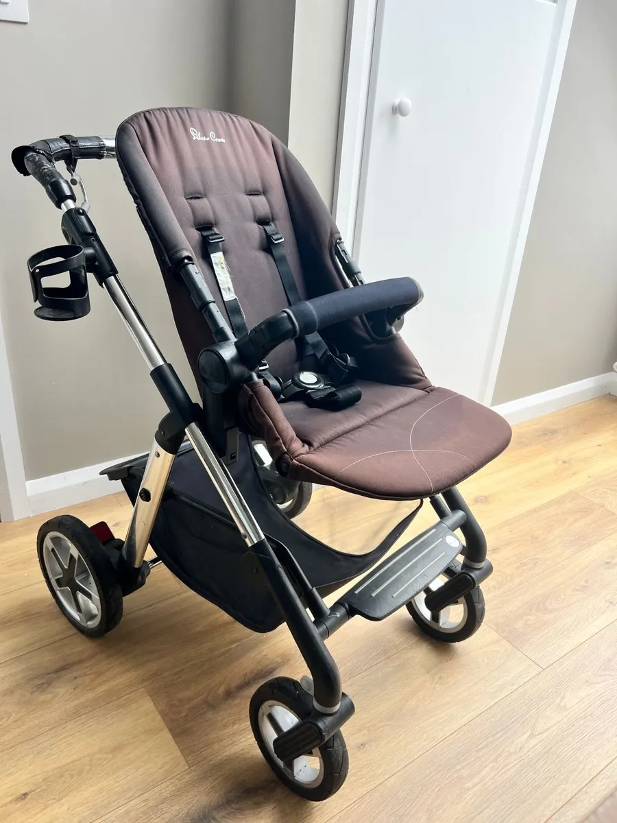 Silver Cross Pioneer Pushchair / Pram - Image 2