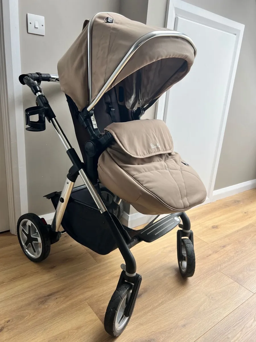 Silver Cross Pioneer Pushchair / Pram - Image 3