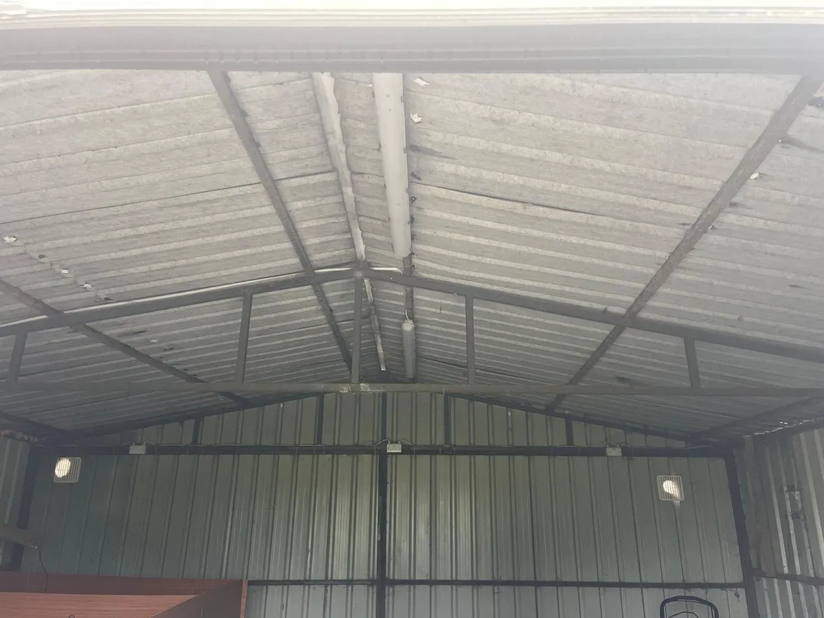 Steel garage 23ft by 20ft - Image 2