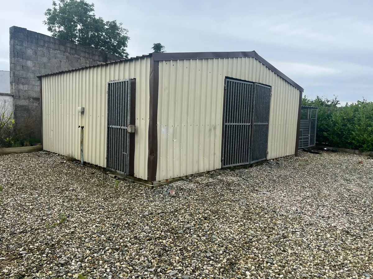 Steel garage 23ft by 20ft - Image 4