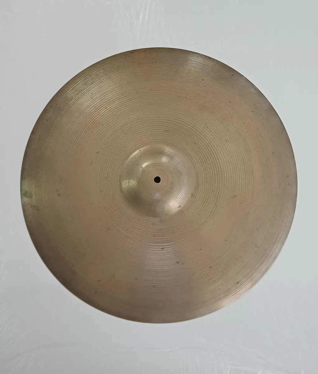Zildjian cymbal. 1960s. Ride. 22inch. - Image 1