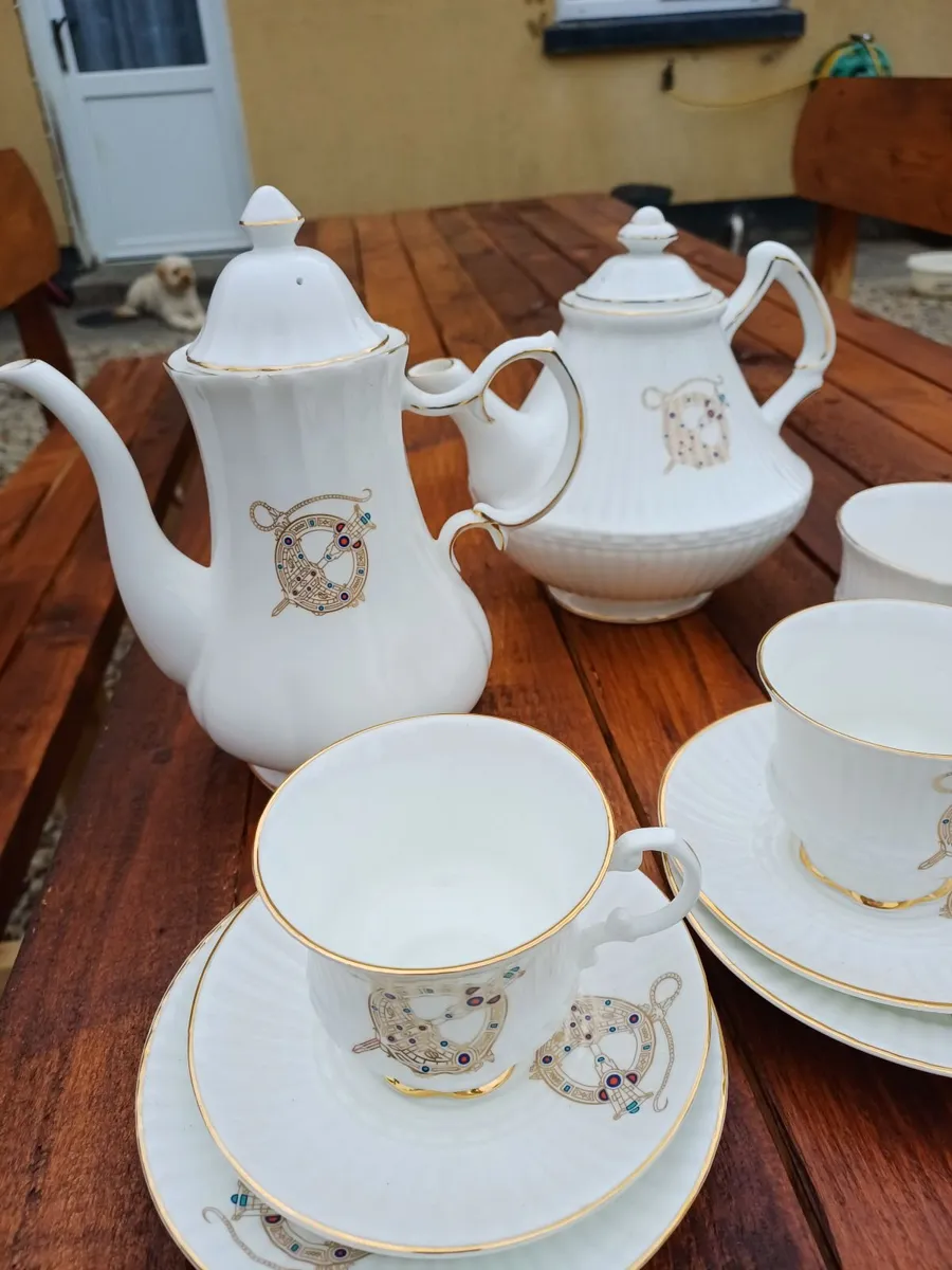 Vintage Royal Tara Broach Teaset - Image 2