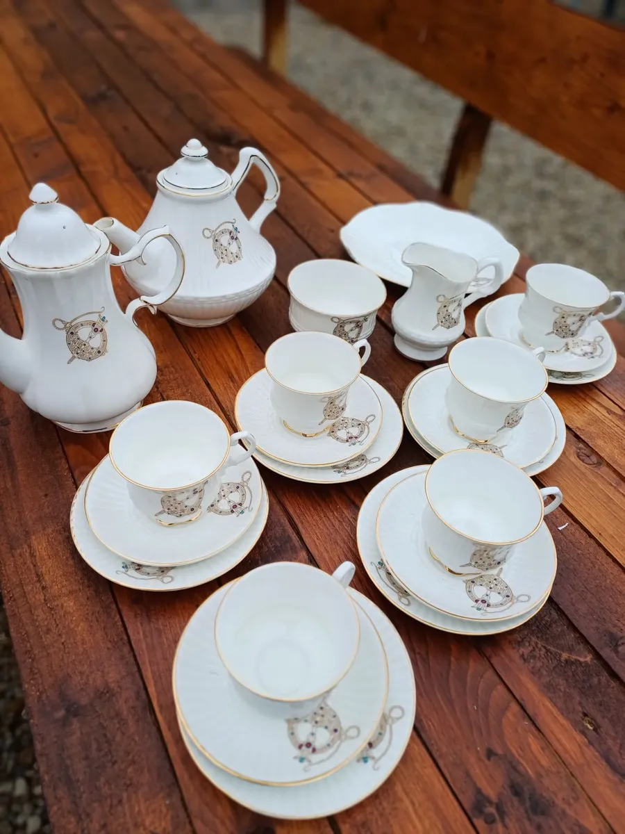 Vintage Royal Tara Broach Teaset - Image 1