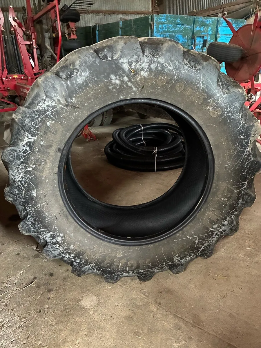 650/65 r38 - Image 2