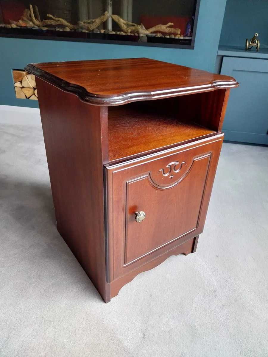 Rossmore Chest of Drawers and locker - Image 3