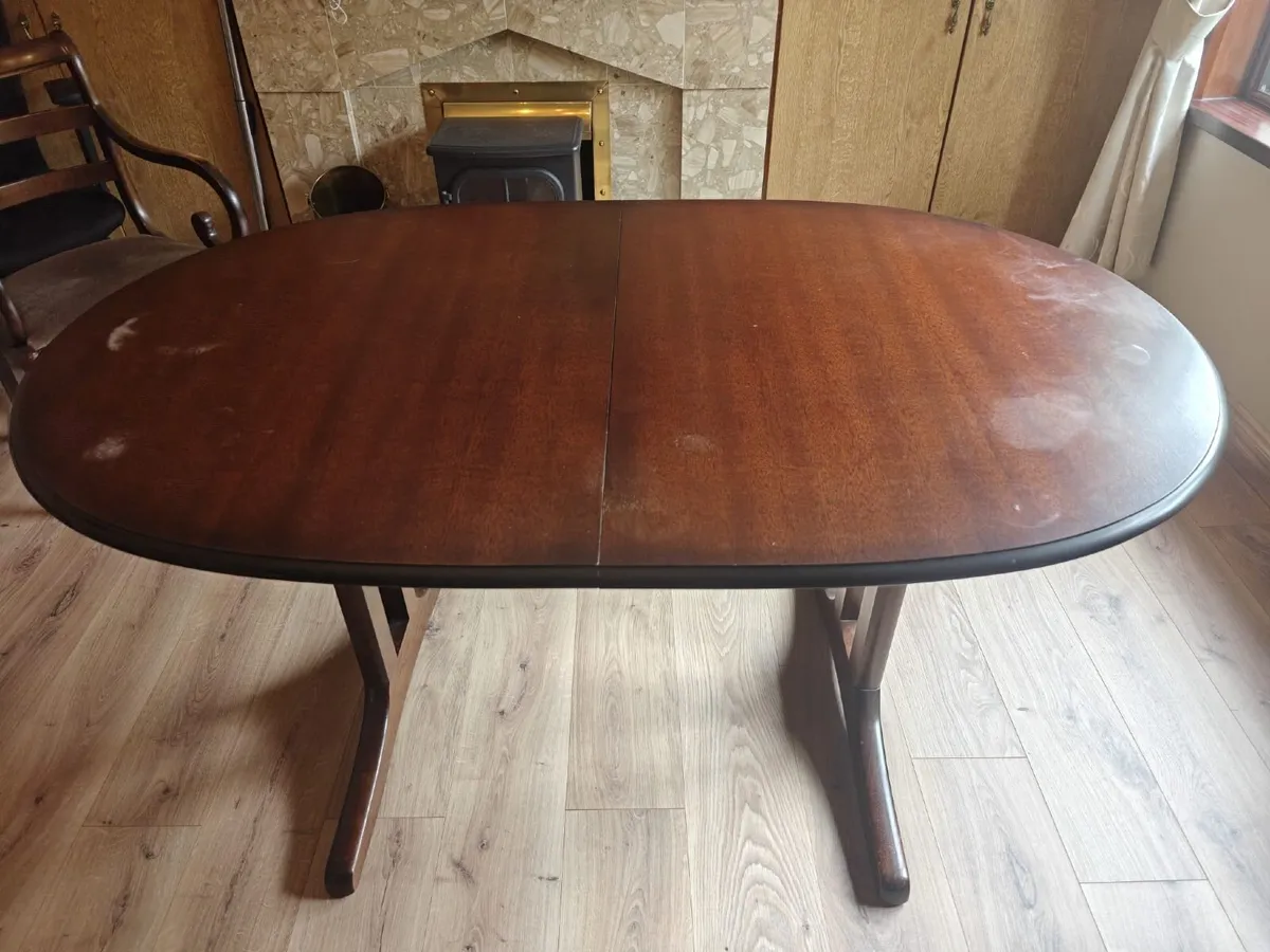 Dining table - Image 2