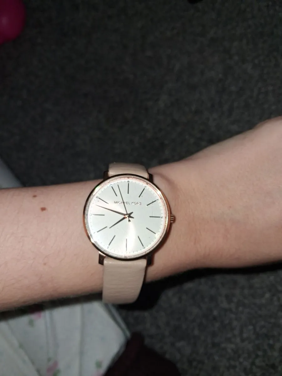 Micheal Kors Watch - Image 1