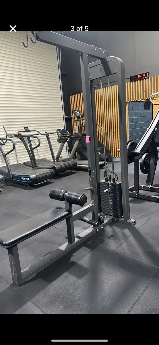 Gym equipment - Image 1