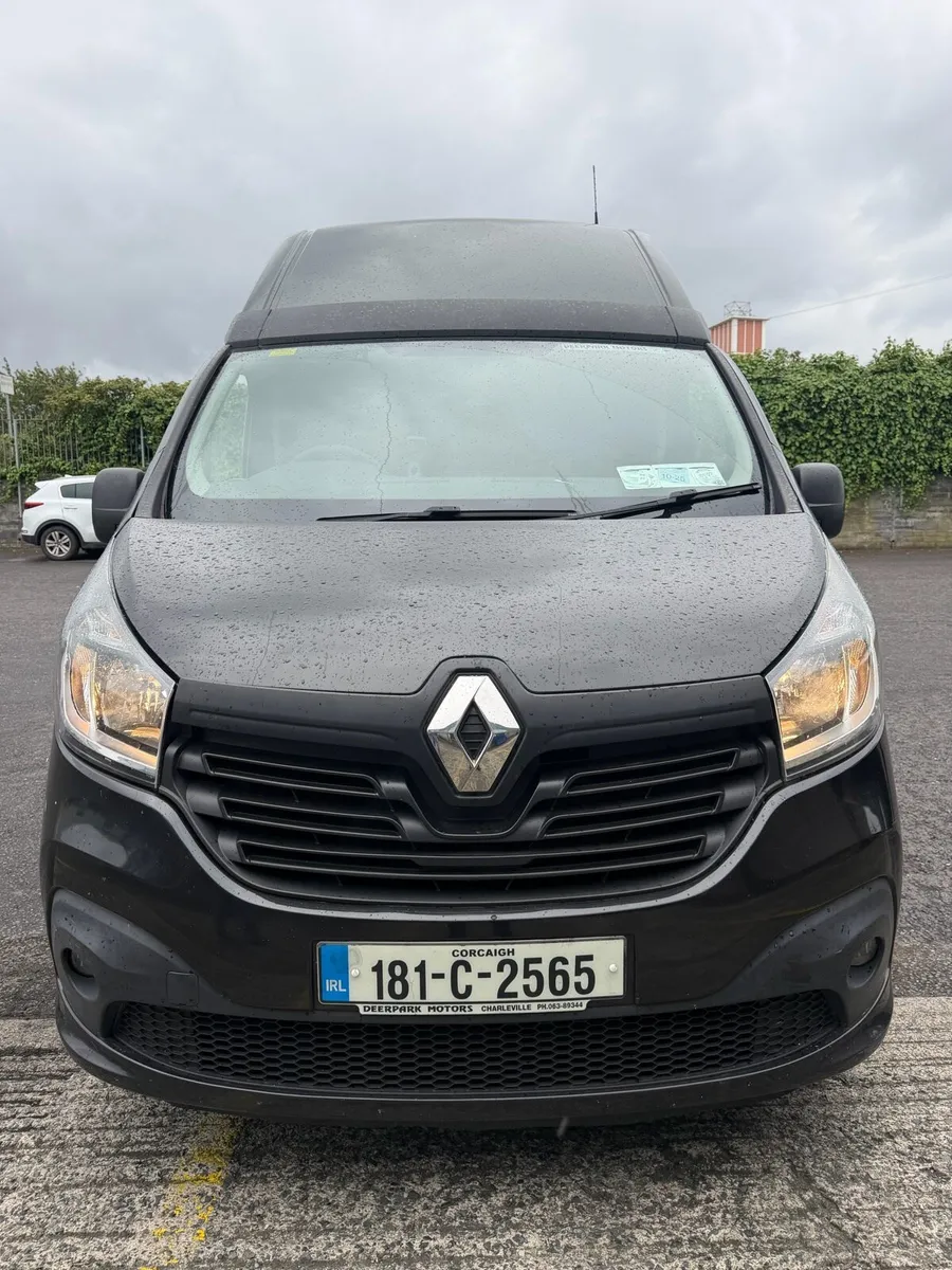 2018 Renault Trafic High Roof 1 Owner Clean Van - Image 2