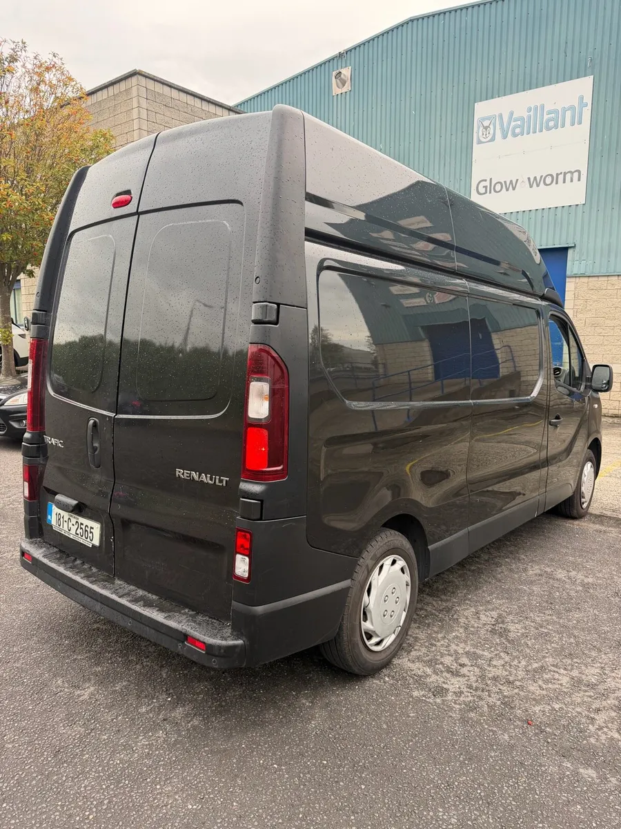 2018 Renault Trafic High Roof 1 Owner Clean Van - Image 4