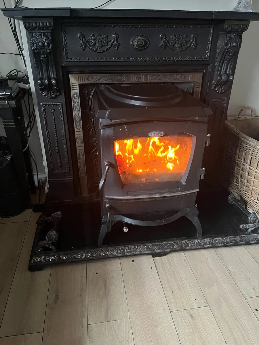 stanley Reginald stove heat 10 rads  087 924182 - Image 1