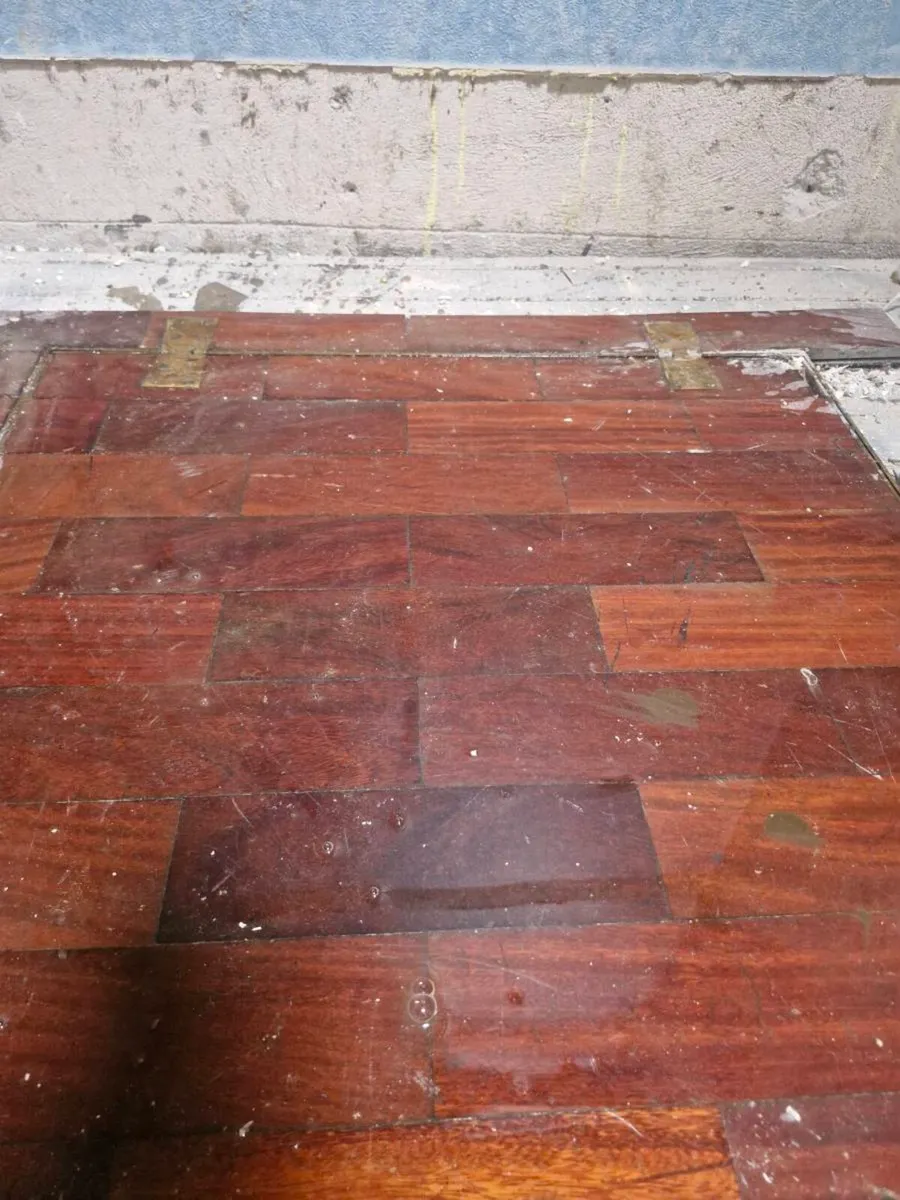 Parquet flooring - Image 1