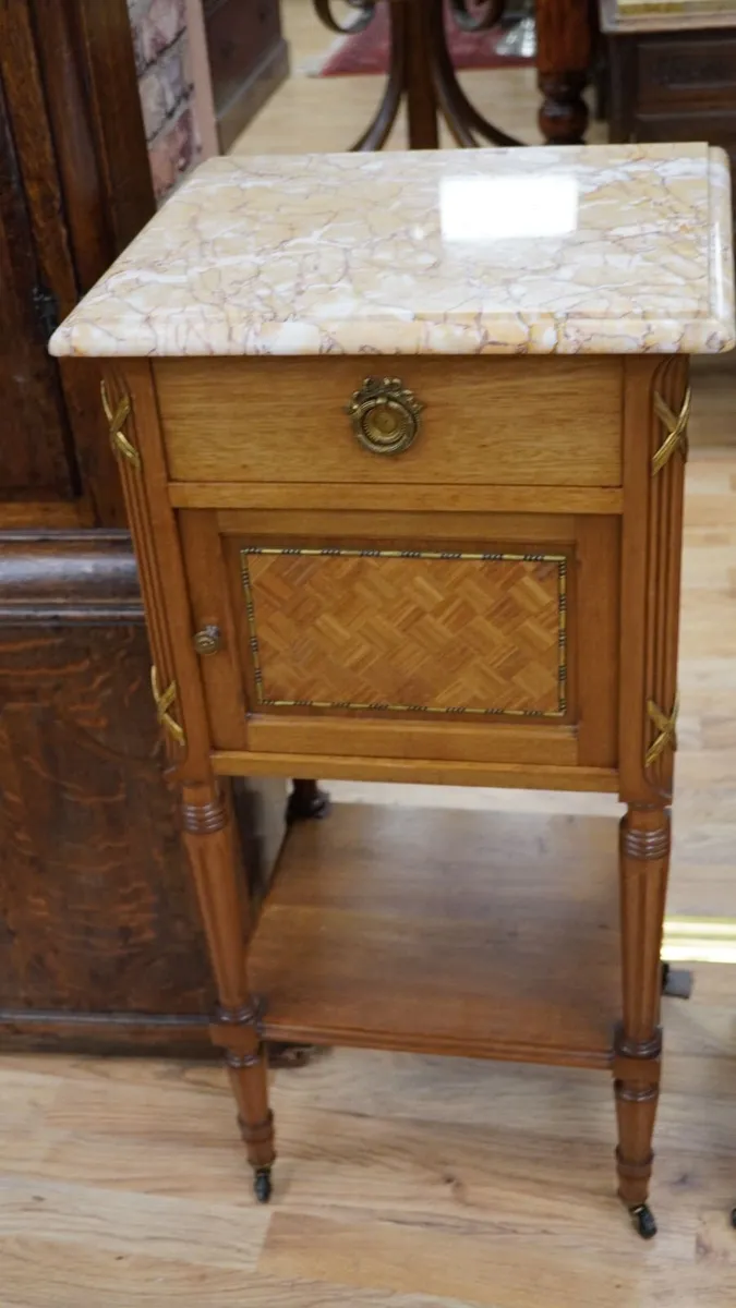 Pair of French Walnut Bedside Cabinets - Image 3
