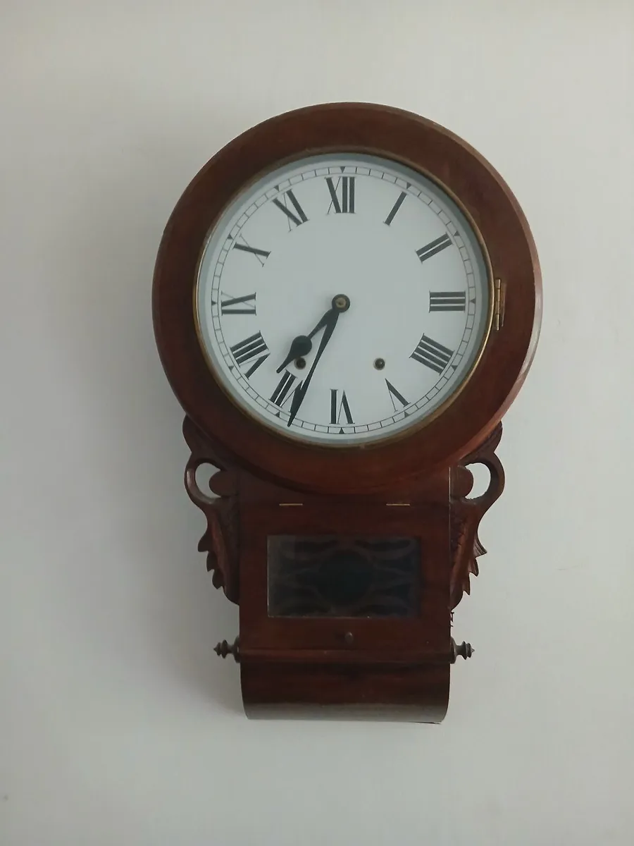 Antique clock - Image 1