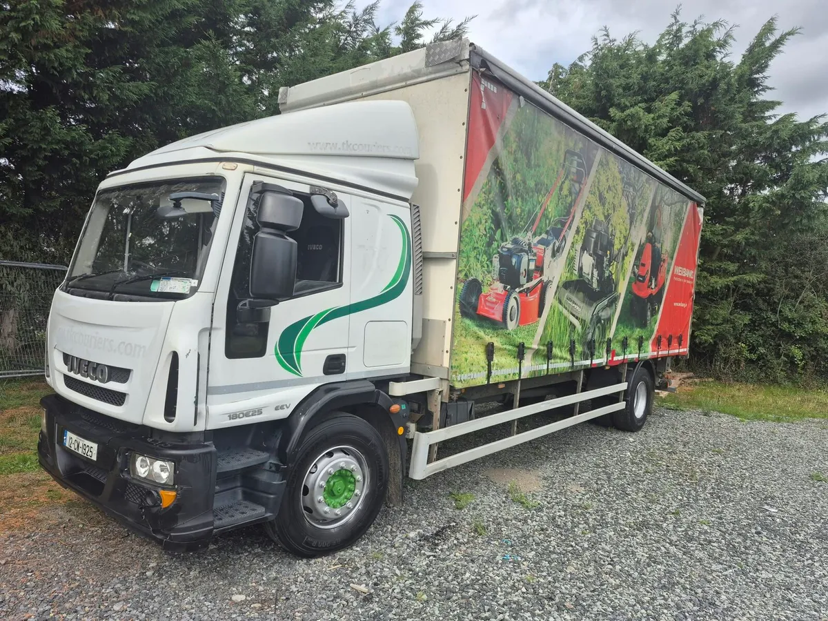 Iveco eurocargo **LOW MILEAGE** - Image 2