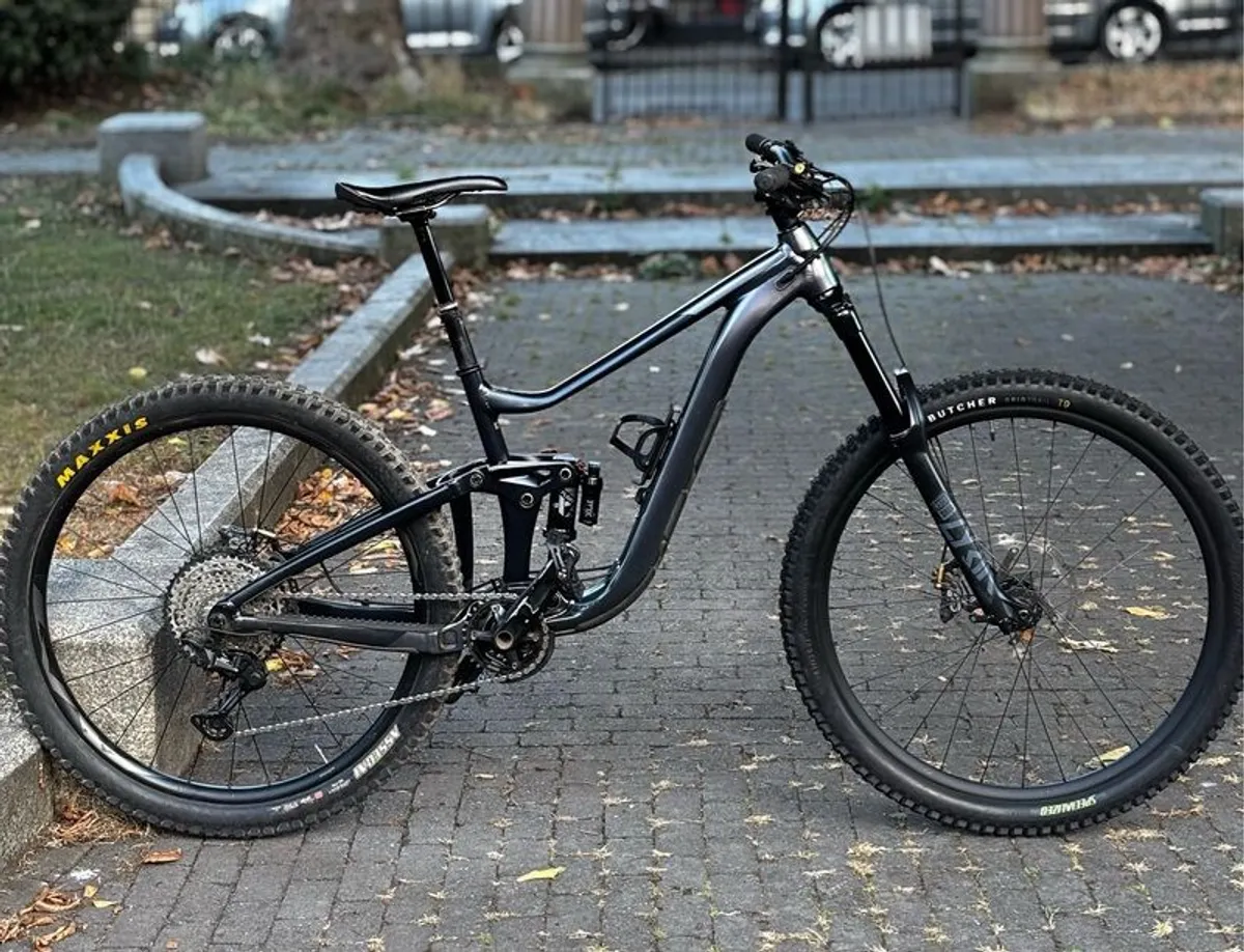 Giant Reign MTB Enduro 29" - Image 2