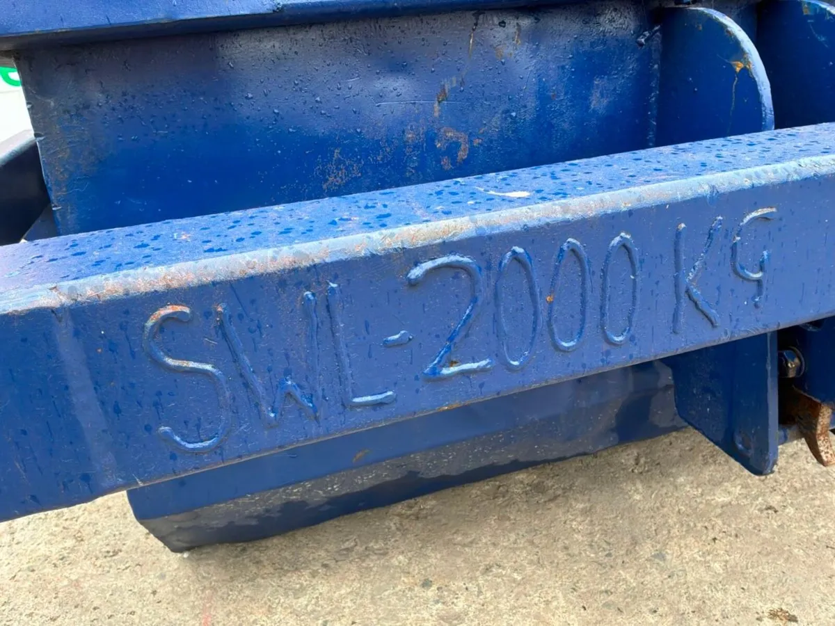 Conquip self tipping rubble boat Skip......3165-3. - Image 4