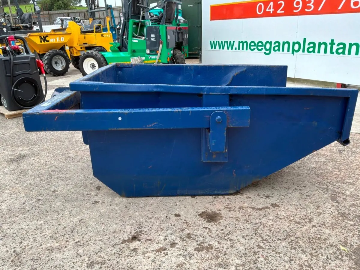Conquip self tipping boat Skip.........3000kg..... - Image 3