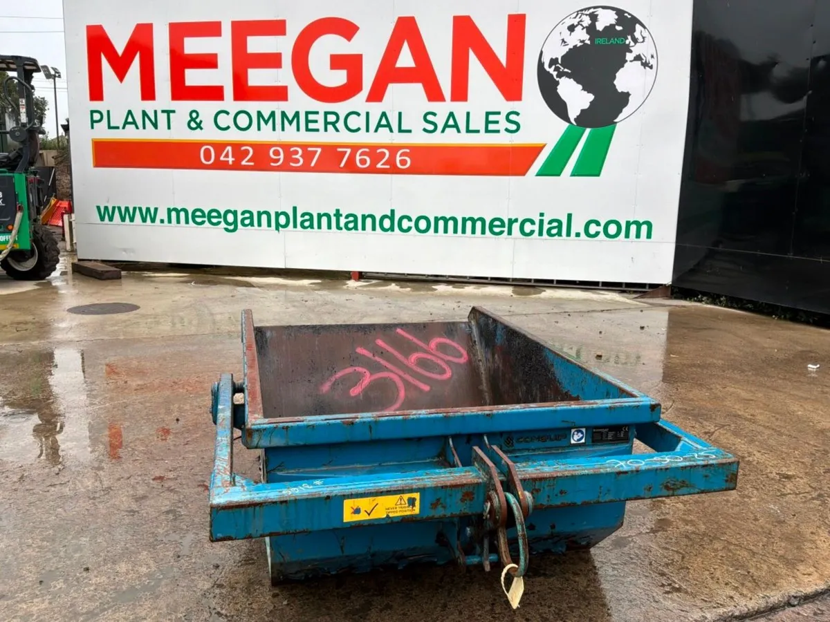1000 litres Conquip self tipping rubble boat skip. - Image 2