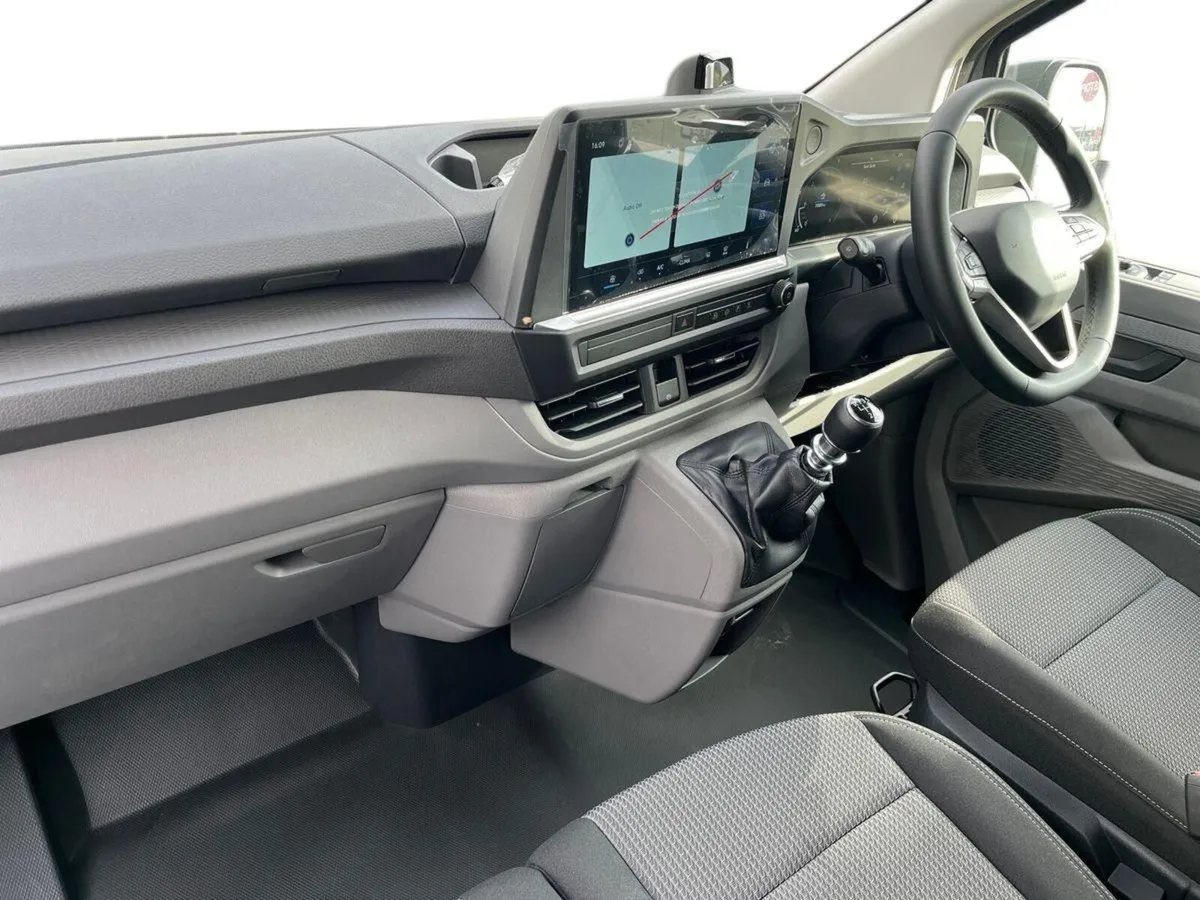 Volkswagen Transporter Trendline LWB 150HP (Price - Image 2