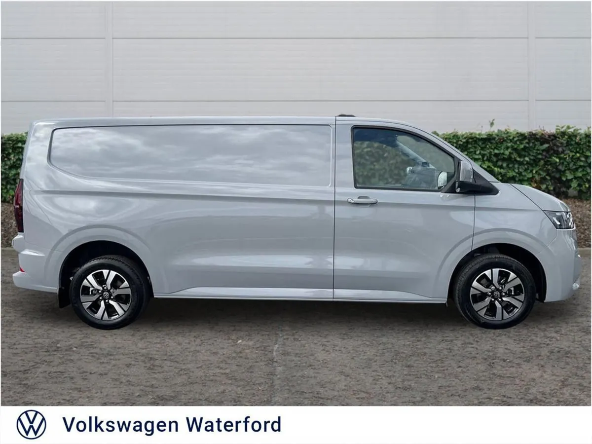 Volkswagen Transporter Highline LWB 150HP 2.0TDI ( - Image 4