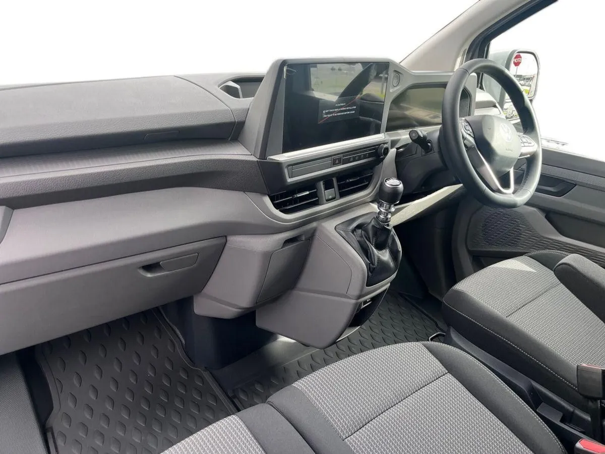 Volkswagen Transporter Highline LWB 150HP 2.0TDI ( - Image 2