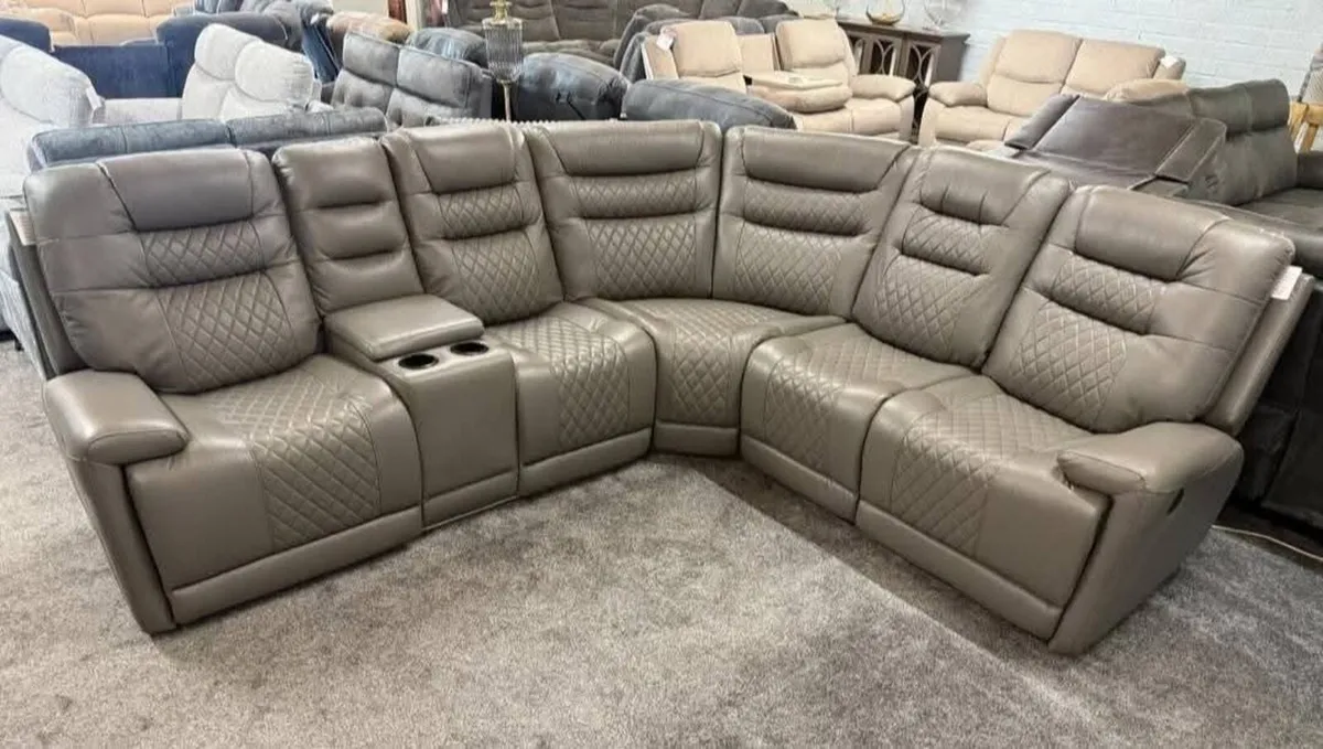 Halifax Electric Leather Recliner Sofa - USB ports - Image 2