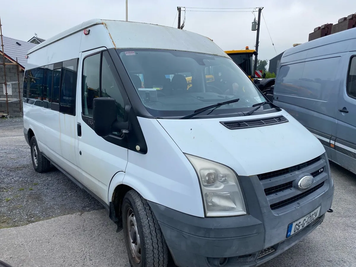 Transit mini bus - Image 2
