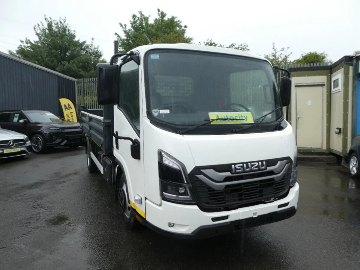 Isuzu N-Series 3.5TON 11ft Tipper available immedi - Image 2