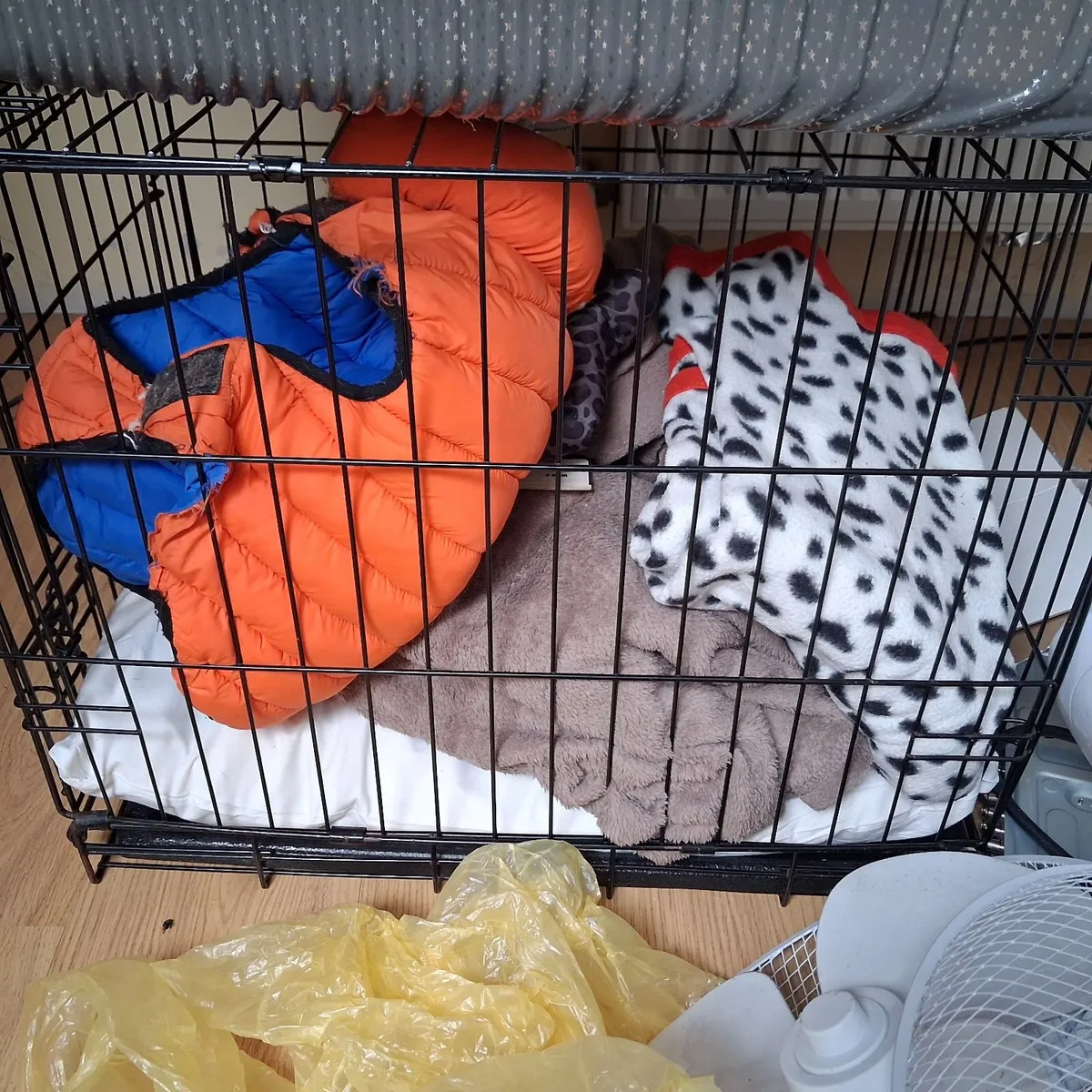 Small cage