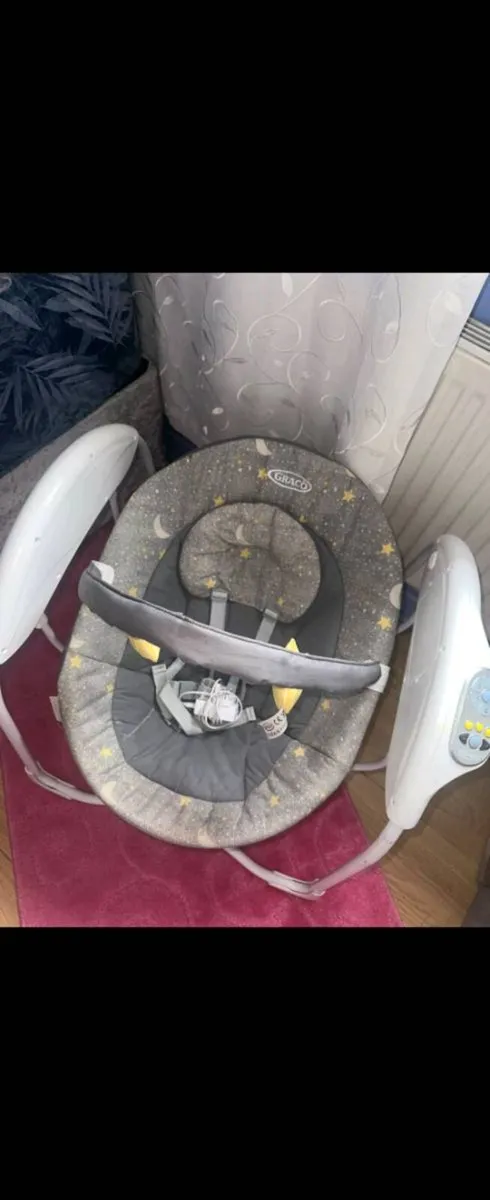 Graco Electric Swing - Image 3