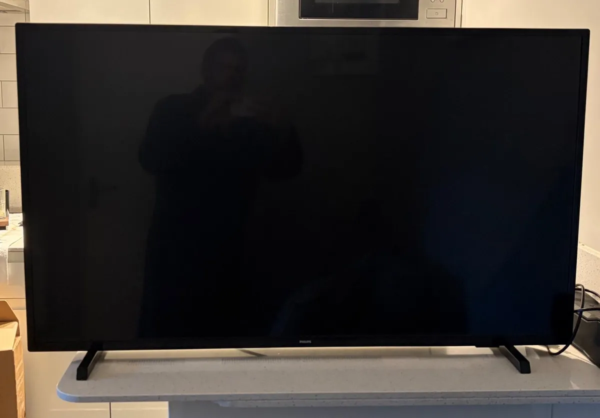 Philips 43” TV Excellent Condition - Image 2