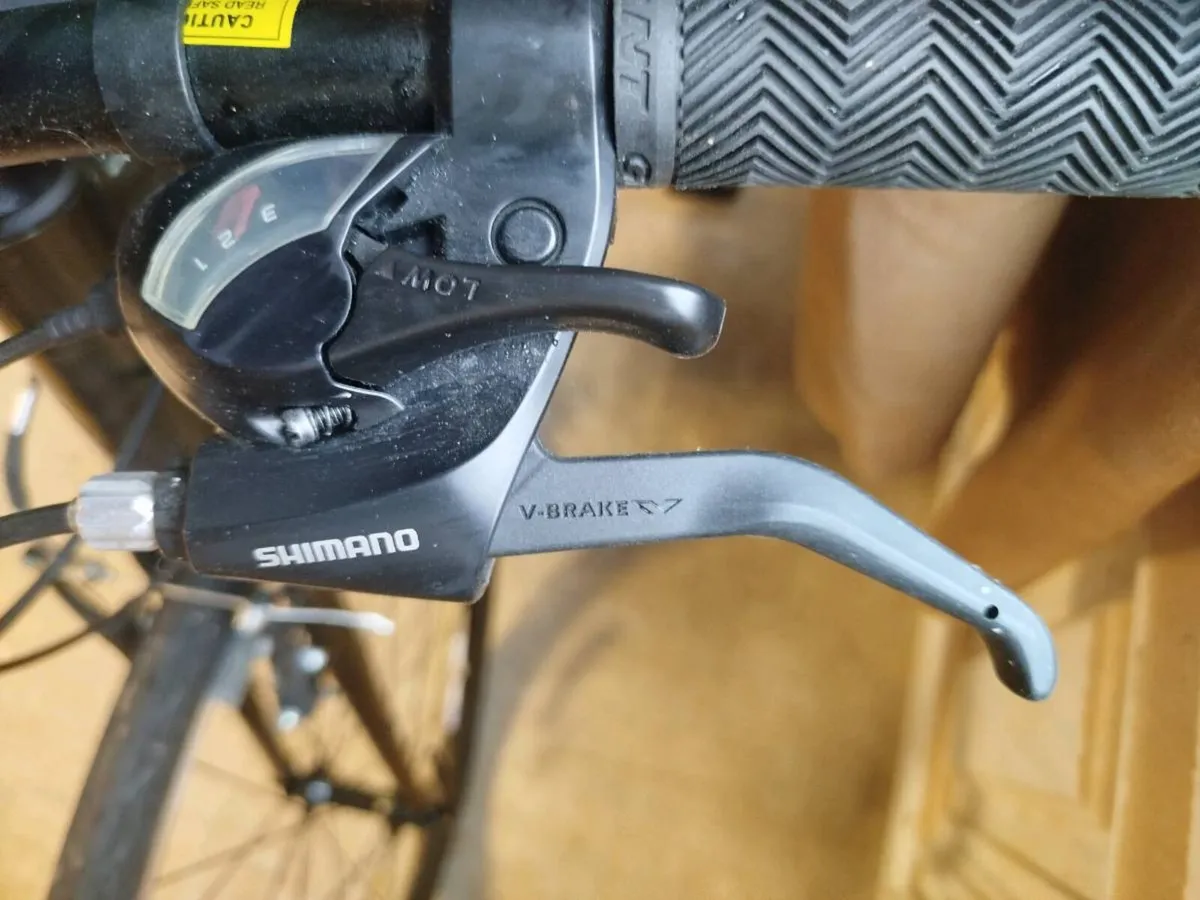 Giant Escape road bike - Image 3
