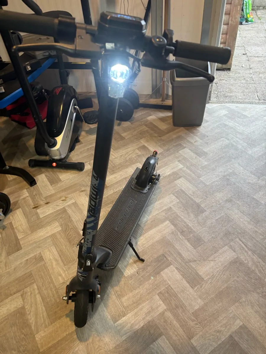 Electric scooter - Image 1
