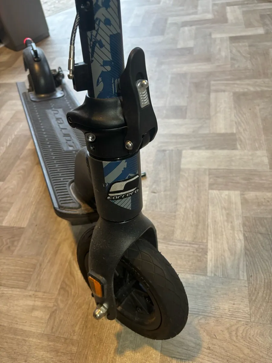 Electric scooter - Image 2
