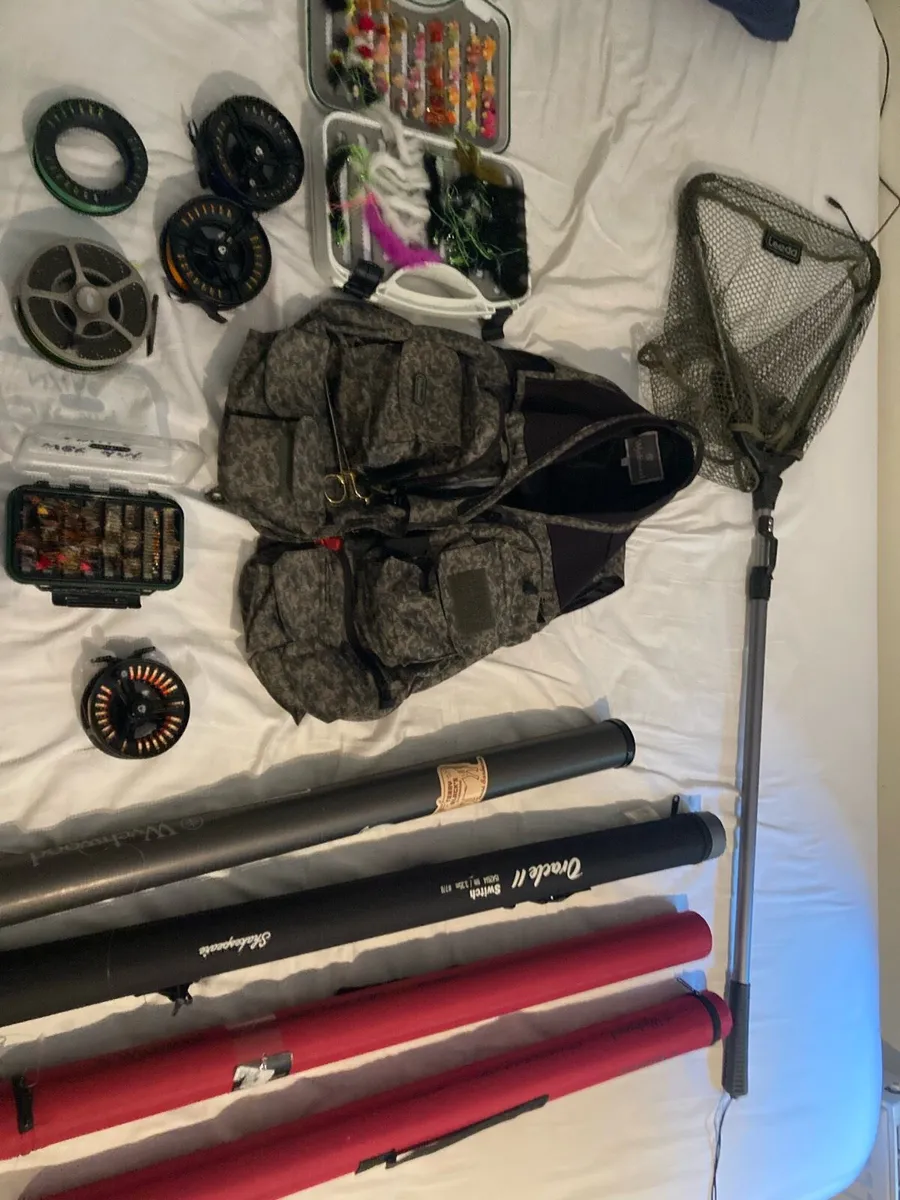 Fly fishing gear - Image 1