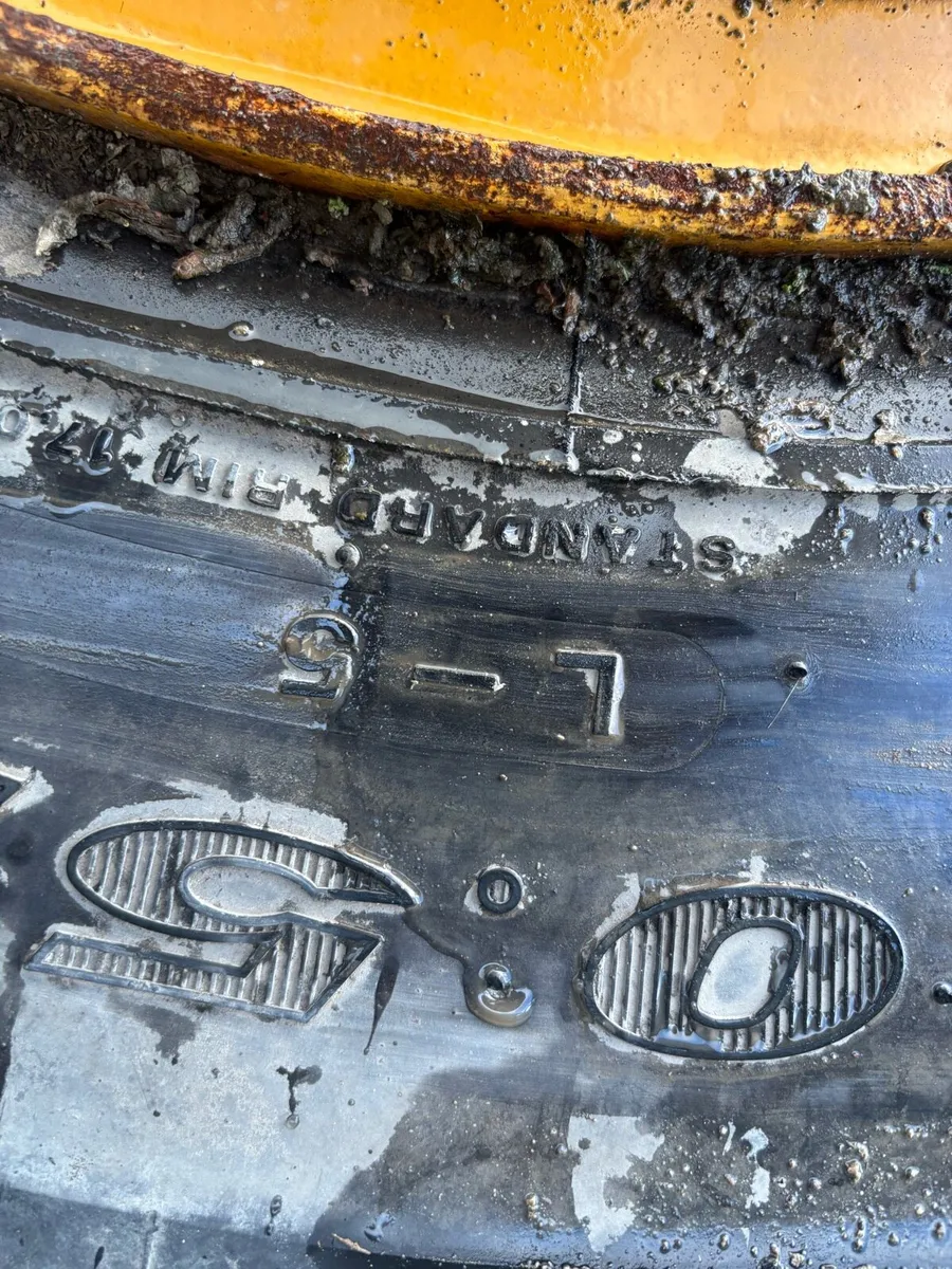 Volvo industrial tyres & rims - Image 3