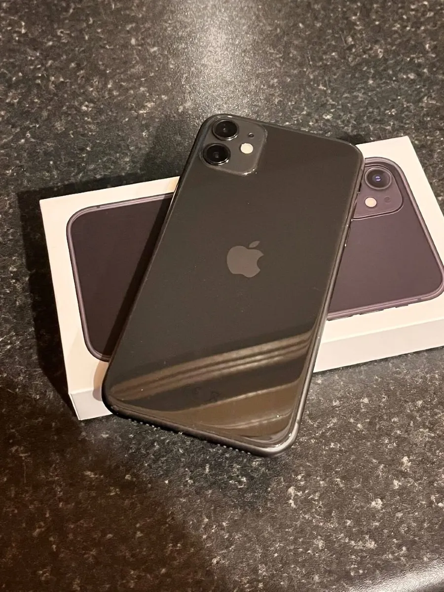 Iphone 11 - Image 2
