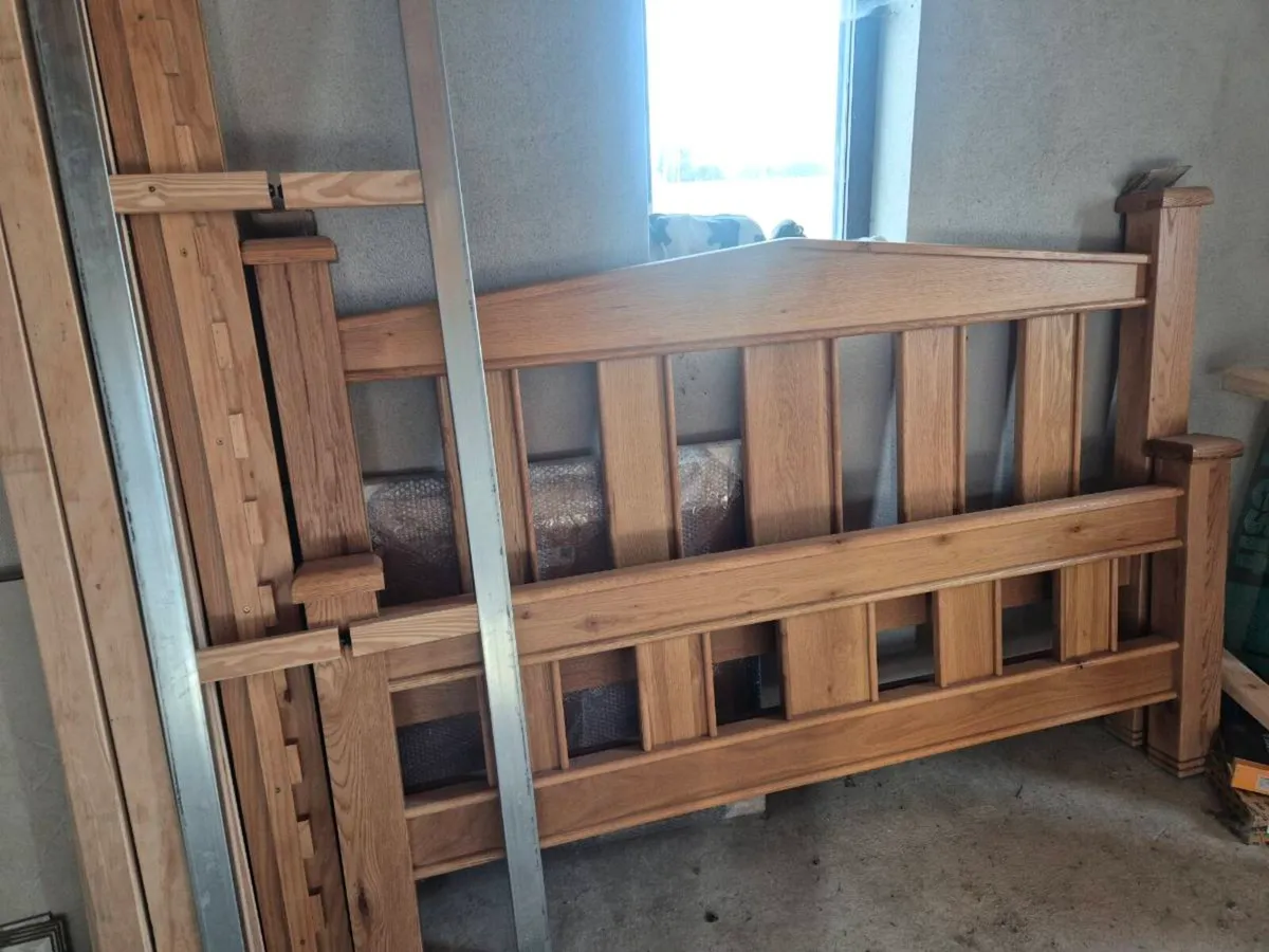 SuperKing Oak Bedframe - Image 3