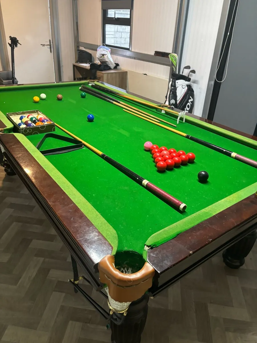 Snooker table - Image 1