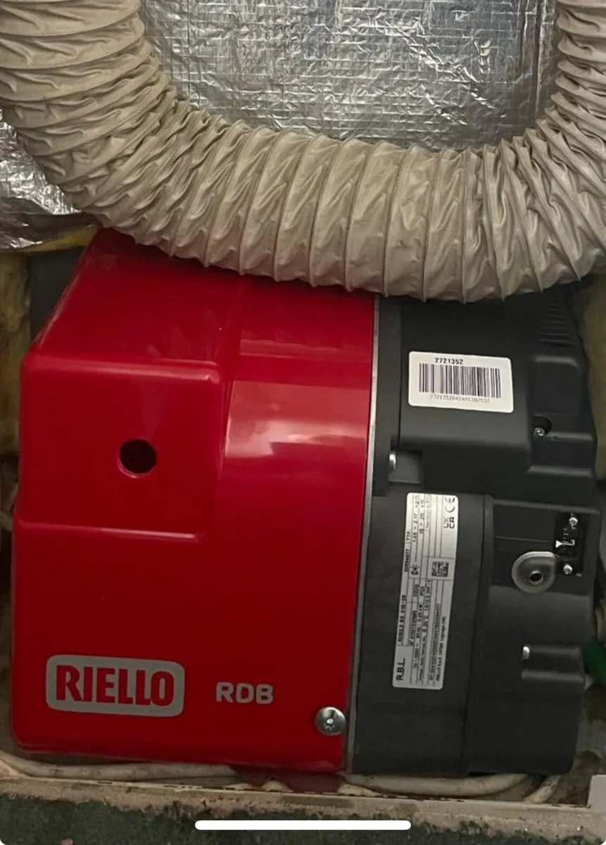 RIELLO RDB 2.2 Oil Burner - Image 1