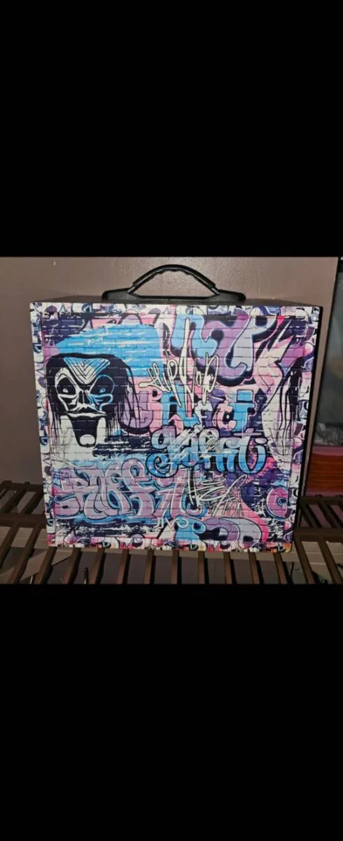 Speaker - Image 2