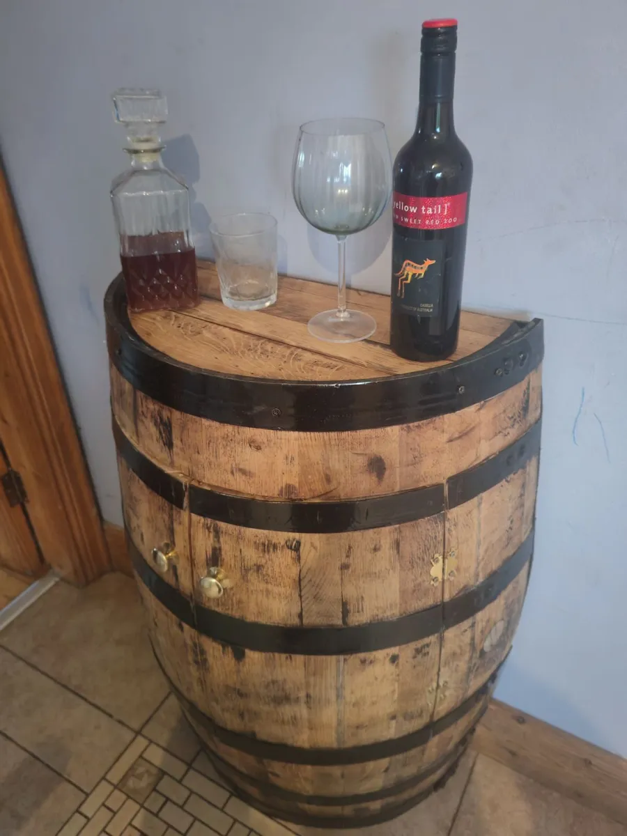 Whiskey barrel drinks cabinet - Image 1