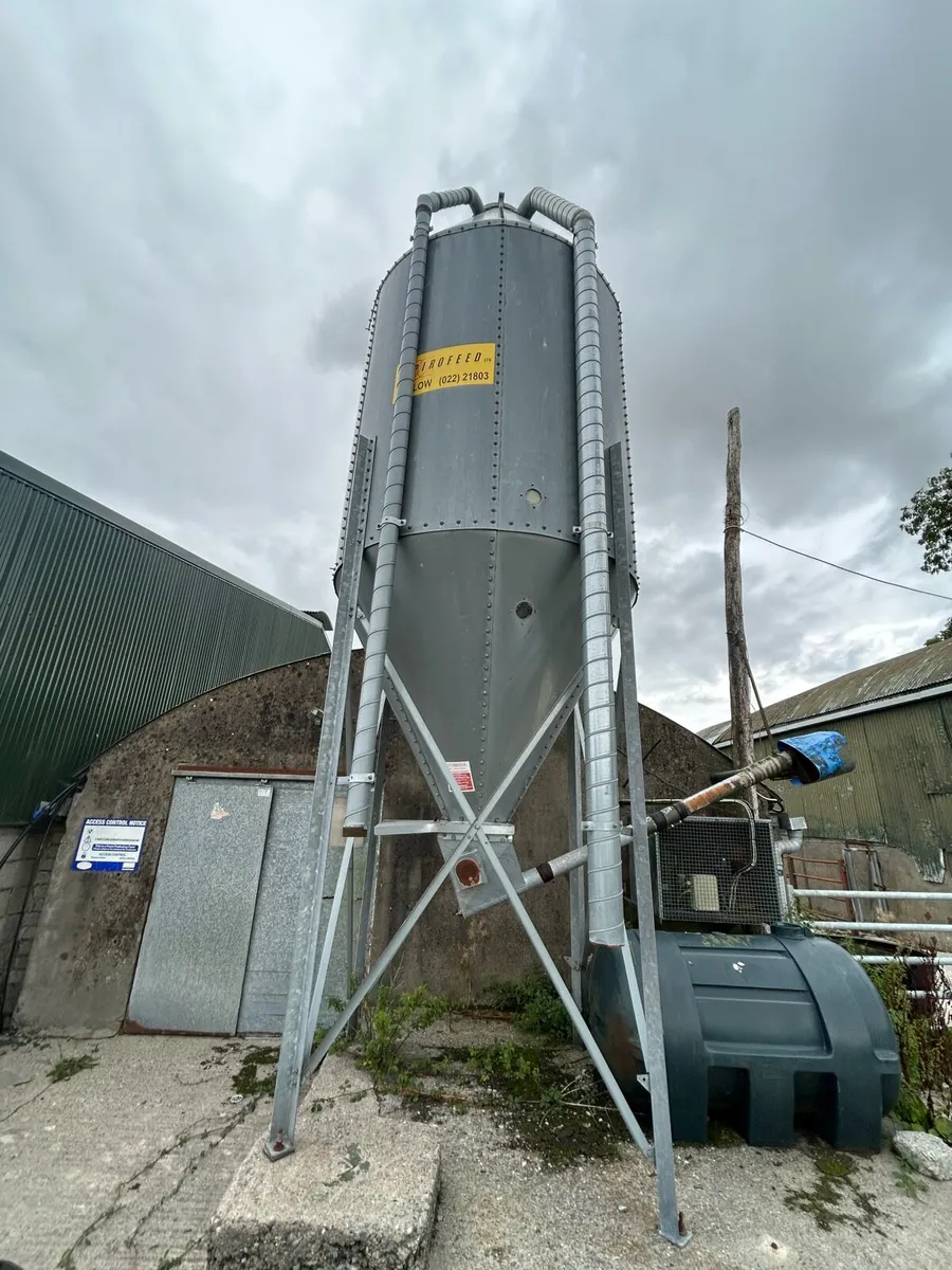Feed bins - Image 2