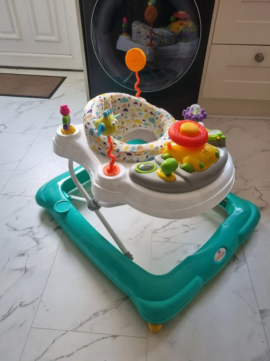 Baby walker