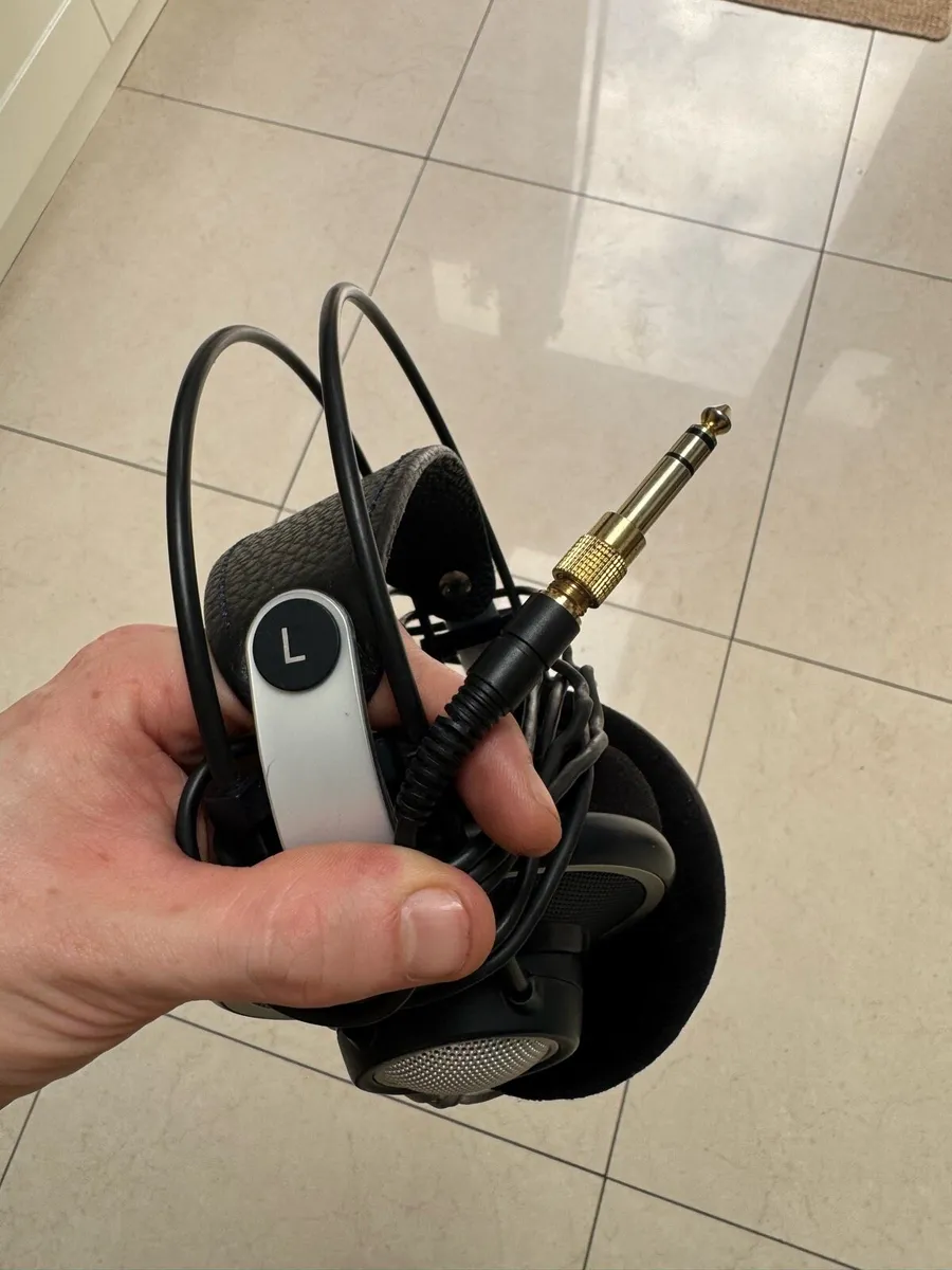 AKG K702 Headphones - Image 3