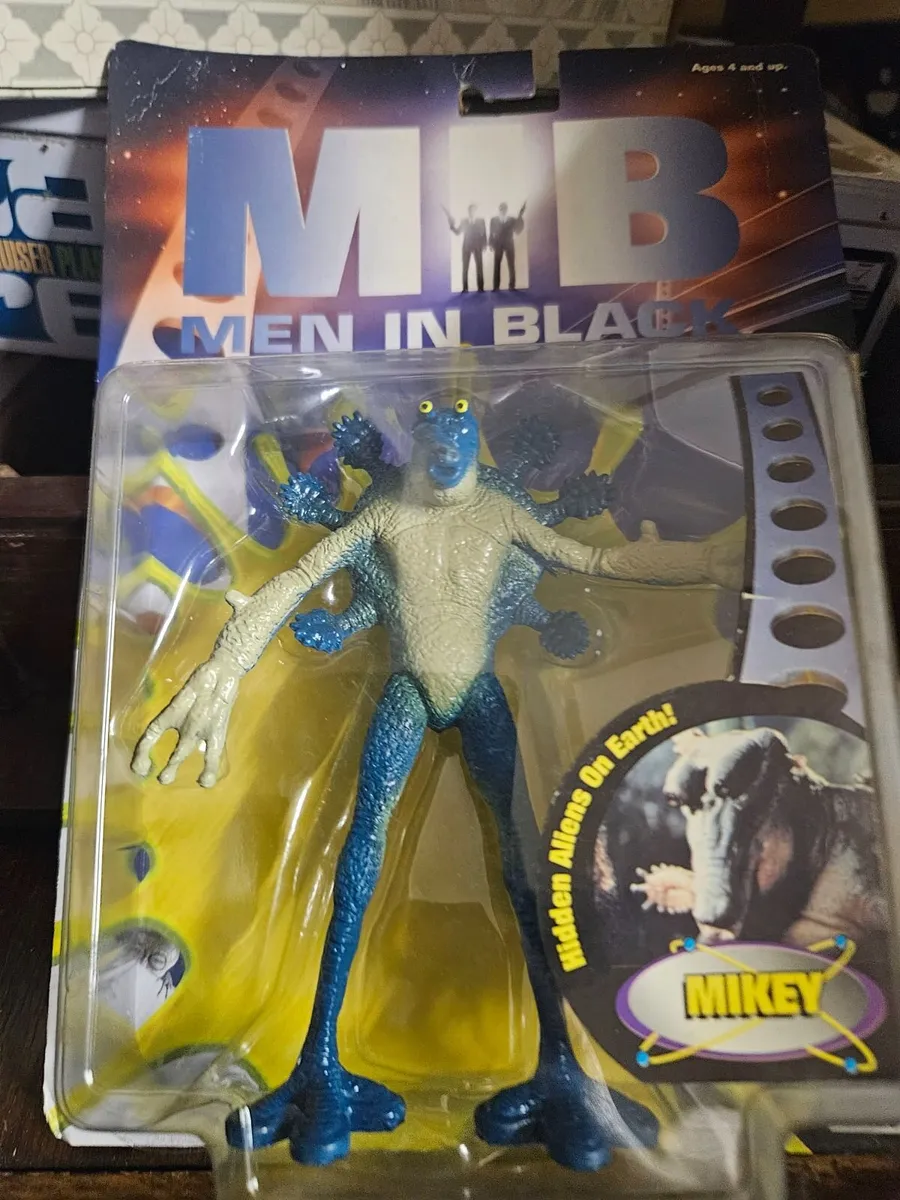 Men in Black Figure - Image 2