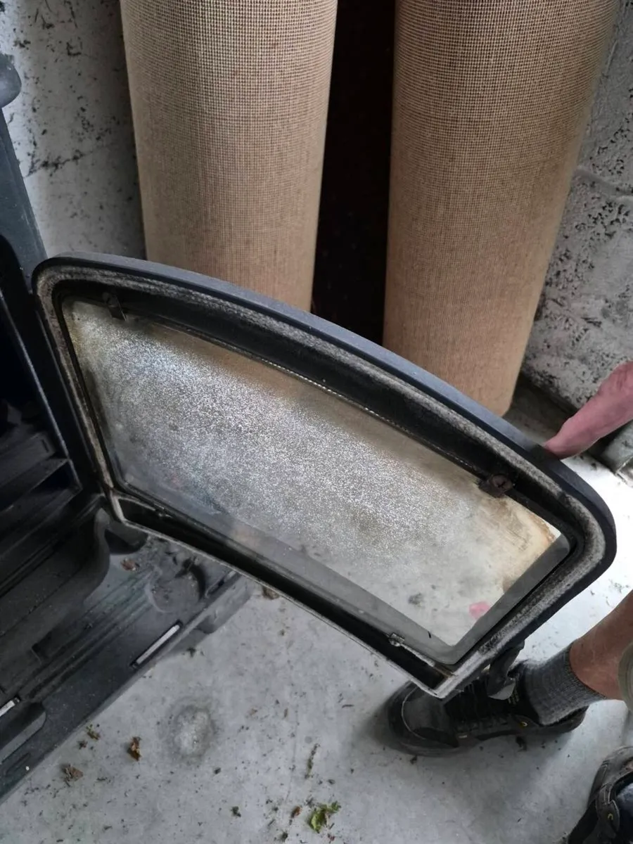 Oil stove - Image 2