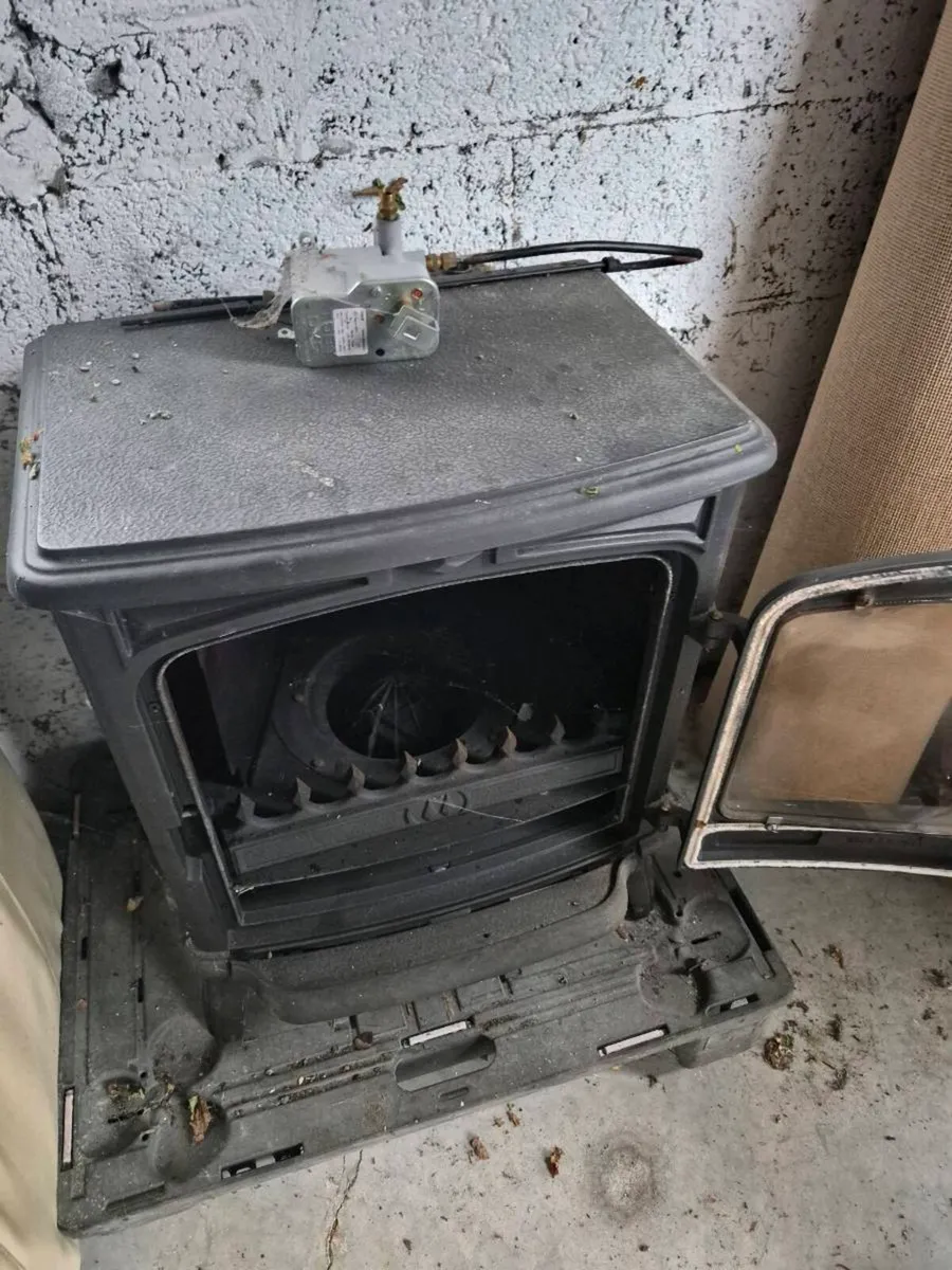 Oil stove - Image 3